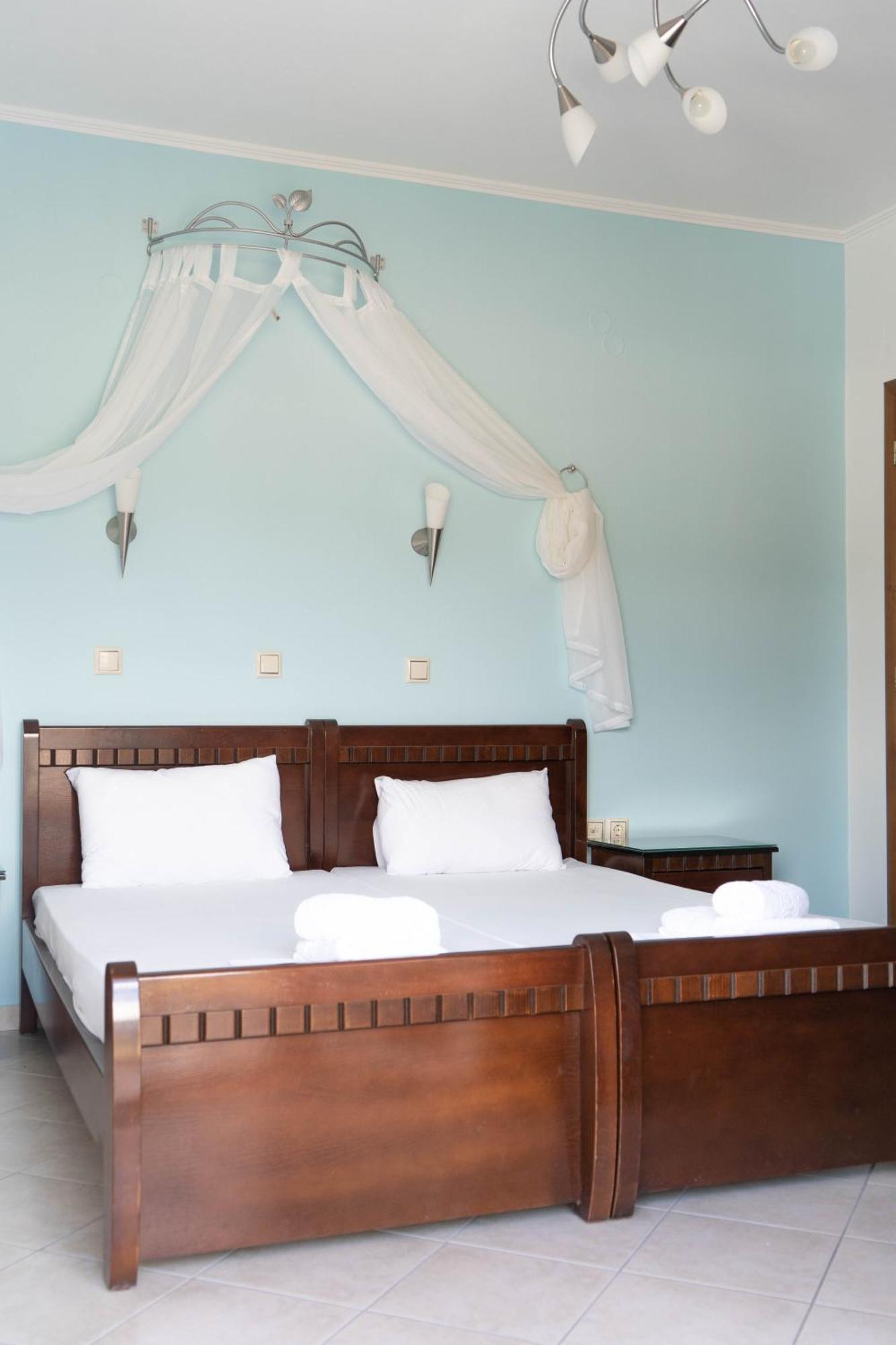 Hotel Alexandros Аммудия Экстерьер фото