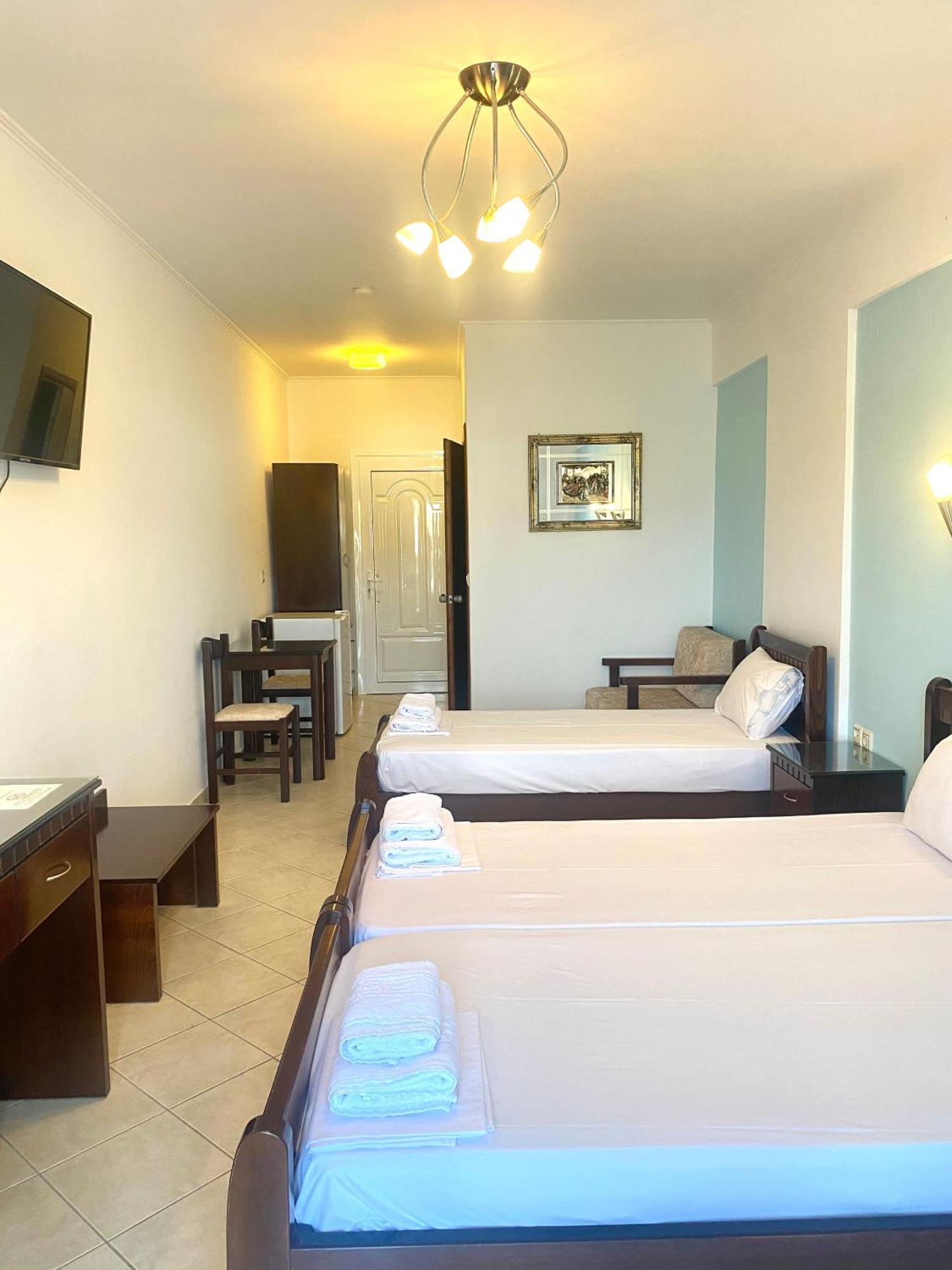 Hotel Alexandros Аммудия Экстерьер фото