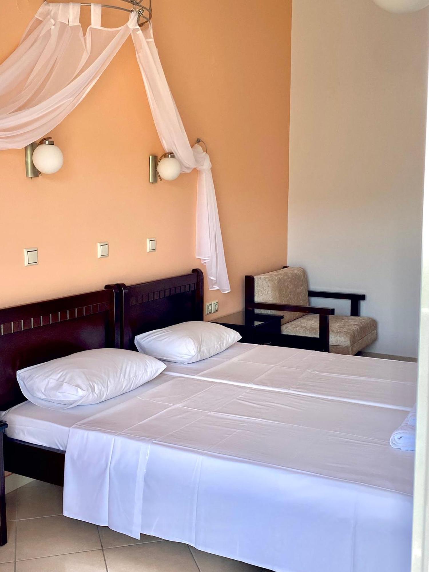 Hotel Alexandros Аммудия Экстерьер фото