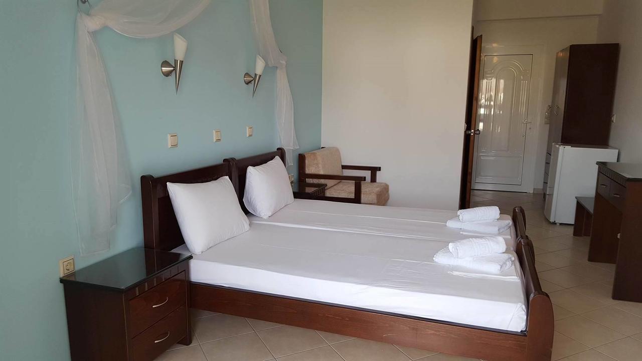 Hotel Alexandros Аммудия Экстерьер фото